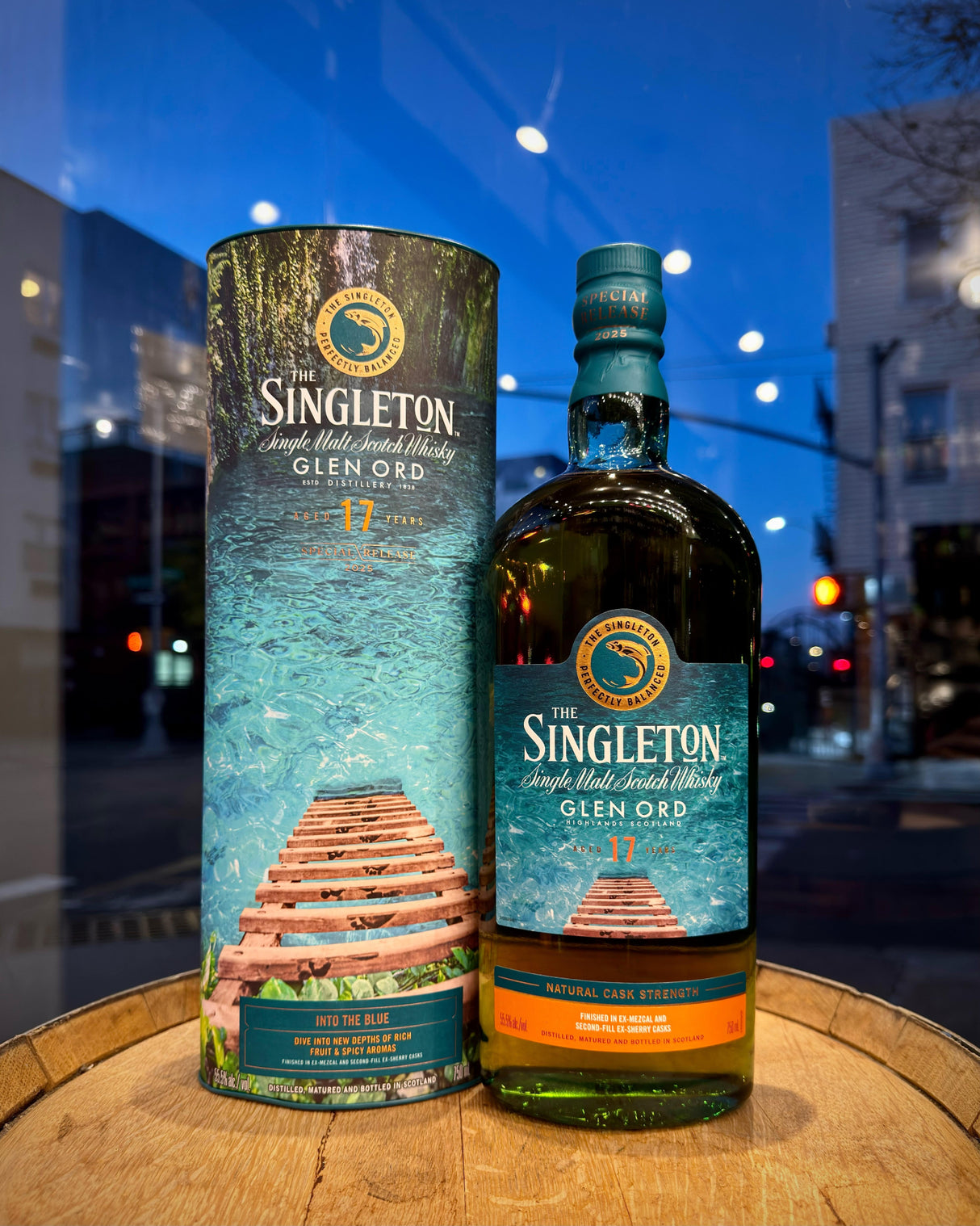 The Singleton Glen Ord "Into the Blue" Aged 17 Years Old Single Malt Scotch Whisky 2025 Special Release | Free Shipping on orders $400+
