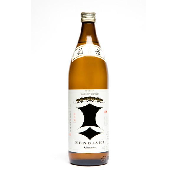 Kenbishi Kuromatsu Honjozo Sake 900ml