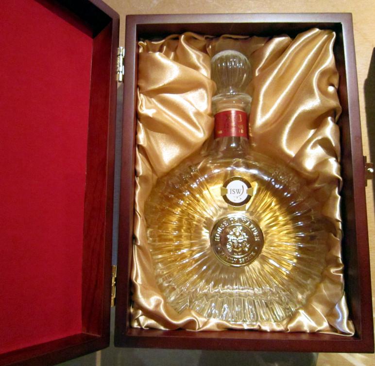 ブランデー EAUYEE XO Premium Old Rare Brandy Hafner Premium 13 Years Old Kosher Brandy XO | De Wine Spot – De